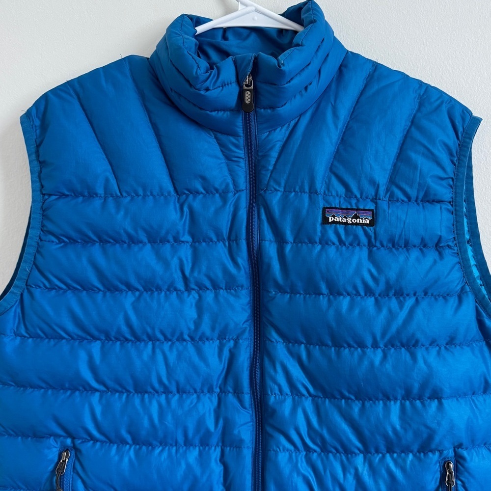 Patagonia Down Vest Men’s Size Small Blue Full Zip Jacket - Picture 2 of 7